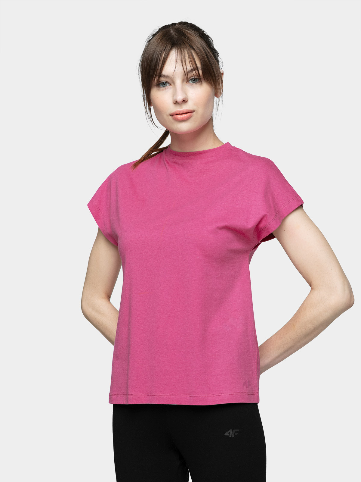 4F H4L21-TSD038 HOT PINK Dámske tričko US XL H4L21-TSD038 HOT PINK