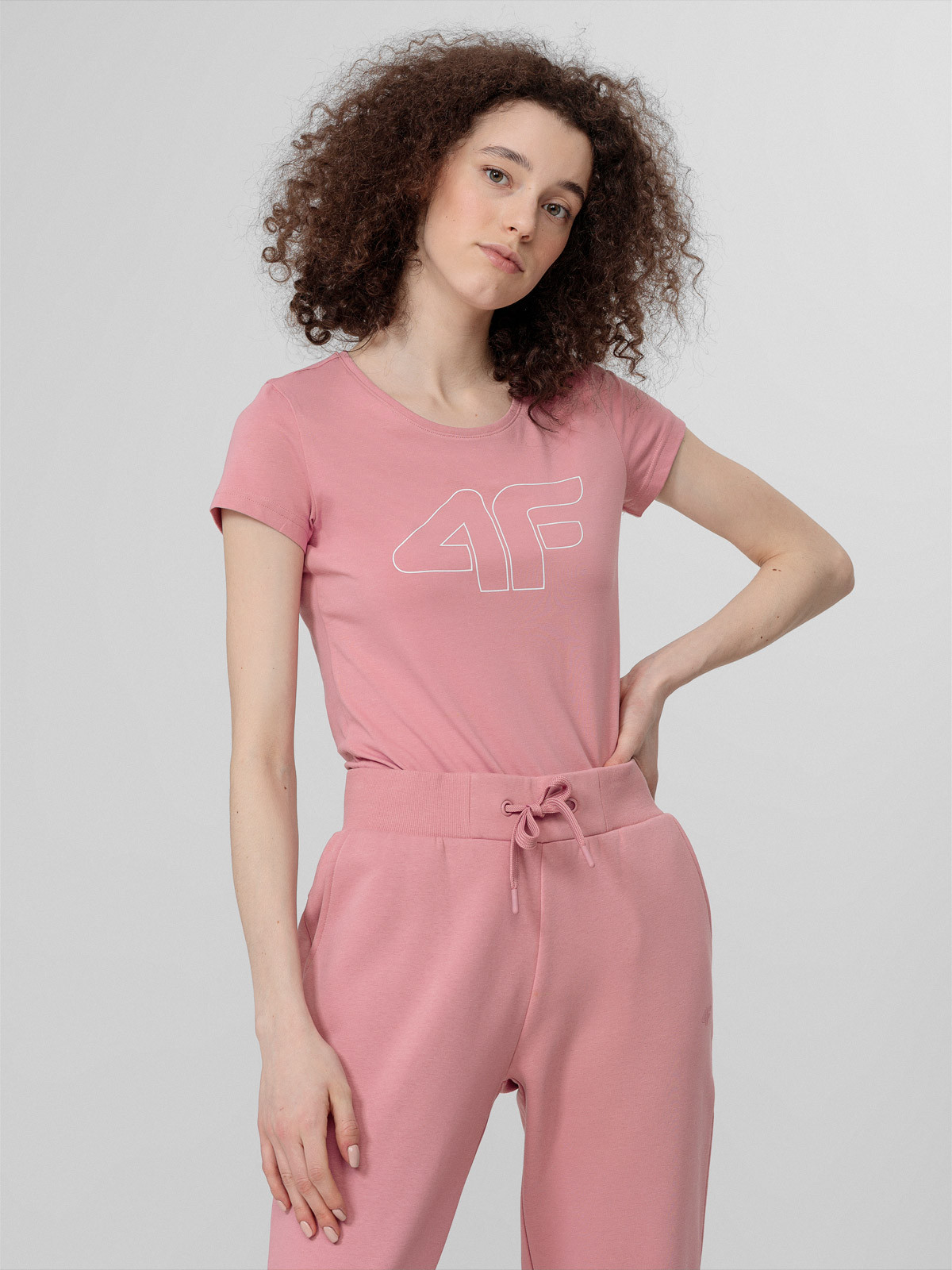 Levně 4F H4L22-TSD353 LIGHT PINK Dámské tričko