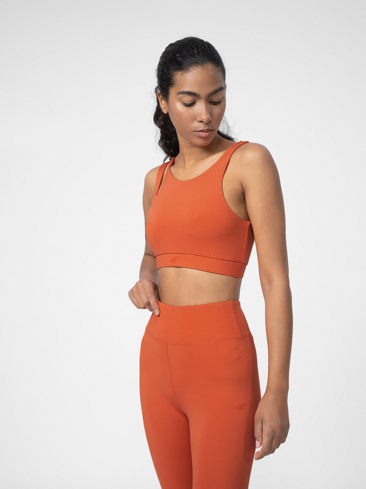 Levně 4F 4FSS23TFTSF147 ORANGE Dámské tričko na jógu