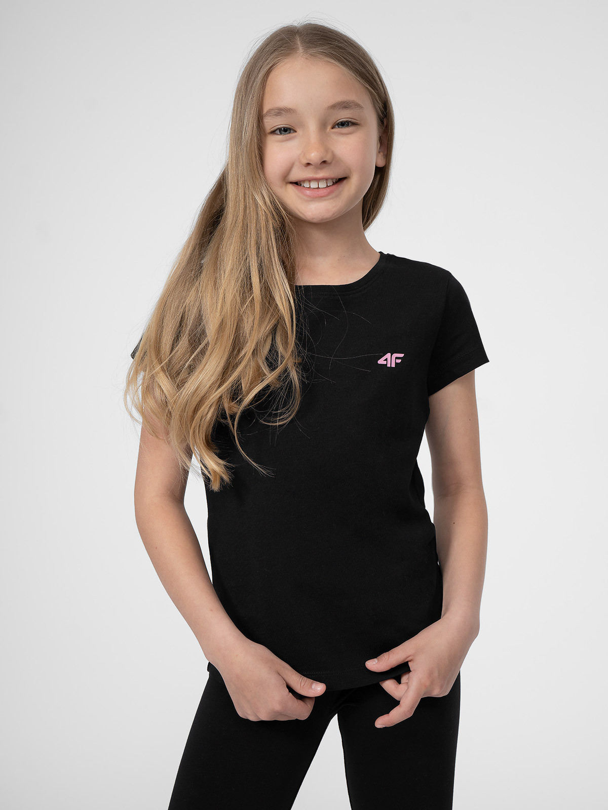 Levně 4F 4FJSS23TTSHF279 DEEP BLACK Dětské tričko