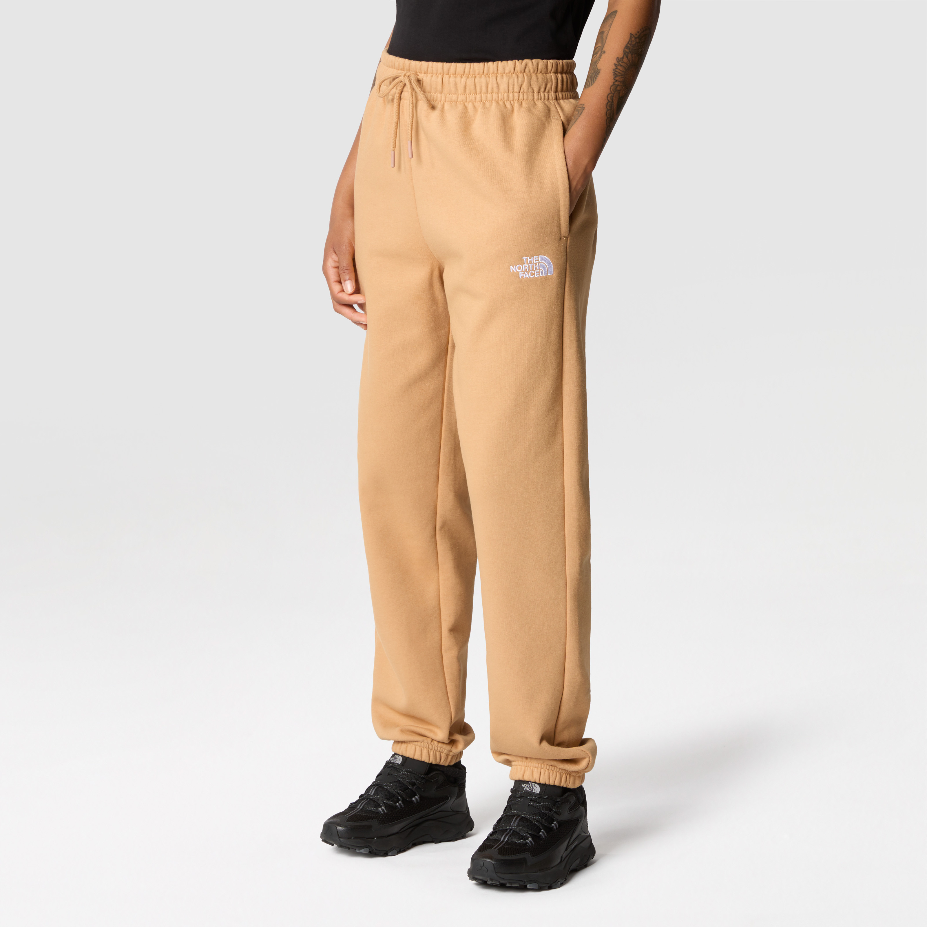 E-shop The North Face W ESSENTIAL JOGGER Dámske tepláky US L NF0A7ZJFI0J1
